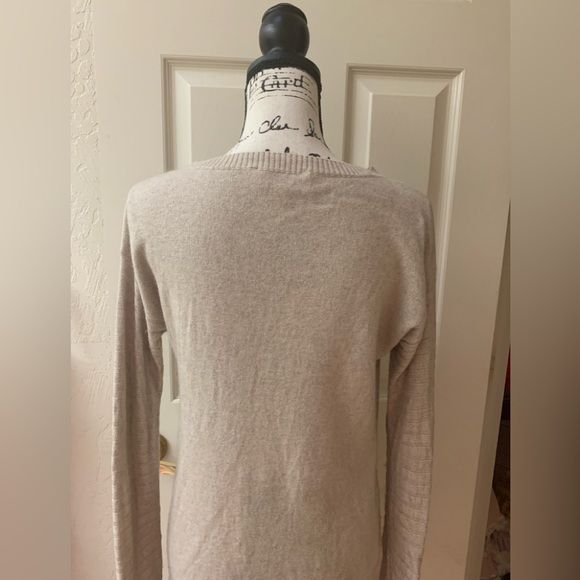 Michael Kors Cashmere Blend Tan Scooped Neck Sweater - Picture 7 of 7